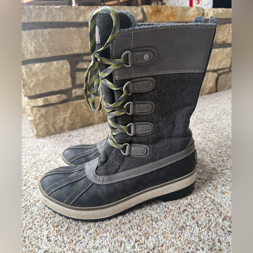 Ugg Snow Boots